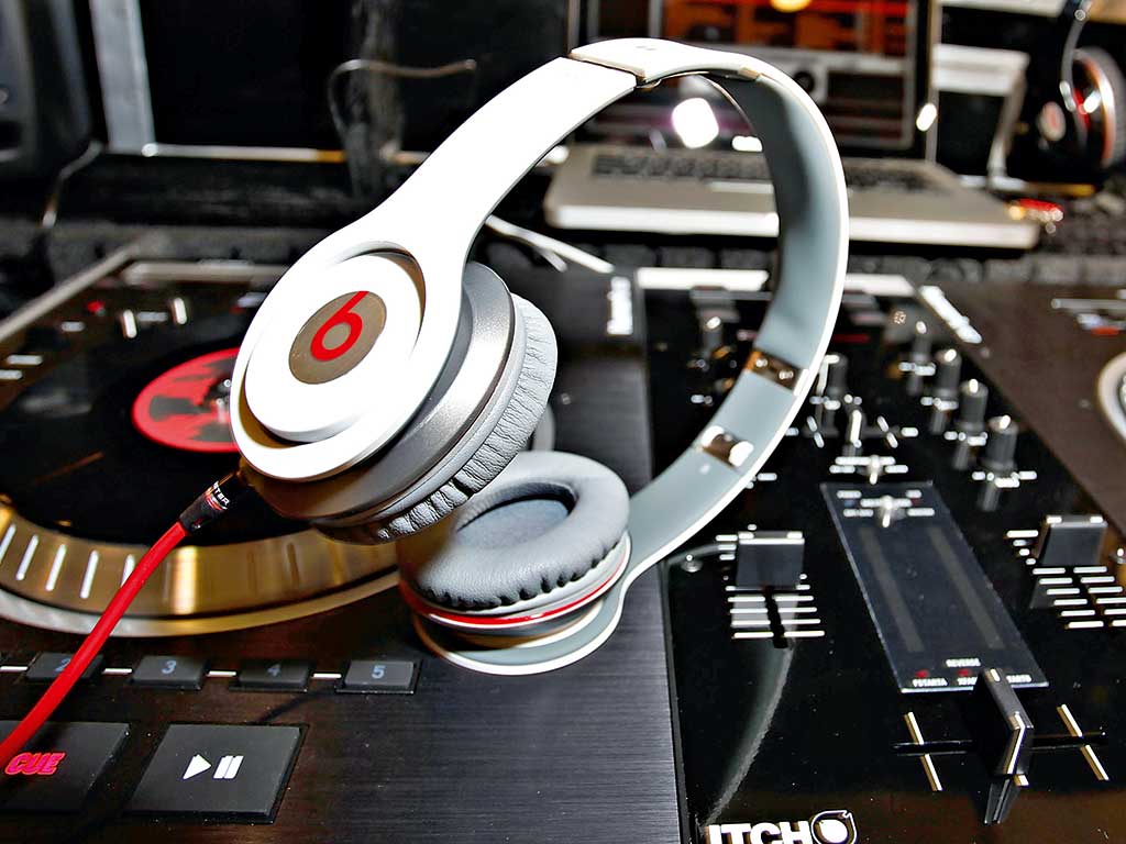 Beats Electronics The New Economy Beats Electronics The New Economy