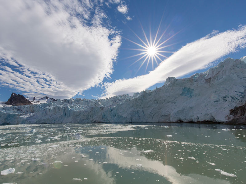 The average global temperature is increasing as a result of solar radiation. With new technology such as stratospheric aerosol injection, the impact of the sun's rays can be reduced