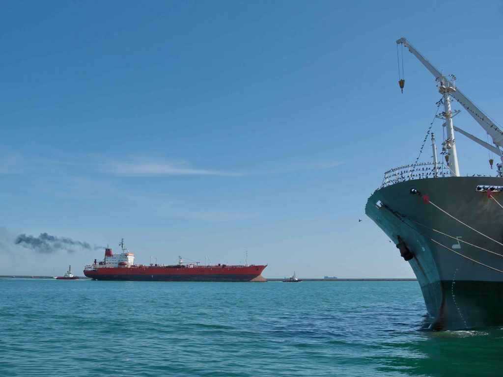 Getting the shipping industry to reduce its environmental impact presents a huge challenge. Fortunately, a number of collaborative initiatives have been launched in the hope of creating a greener future
